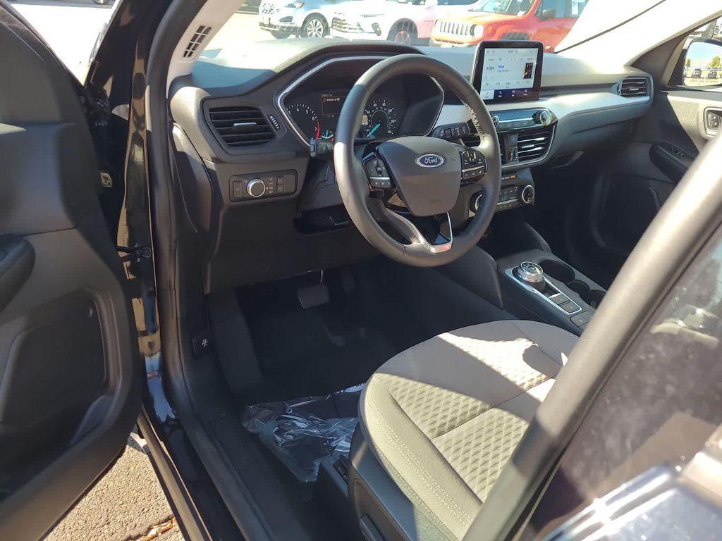used 2022 Ford Escape car, priced at $23,998