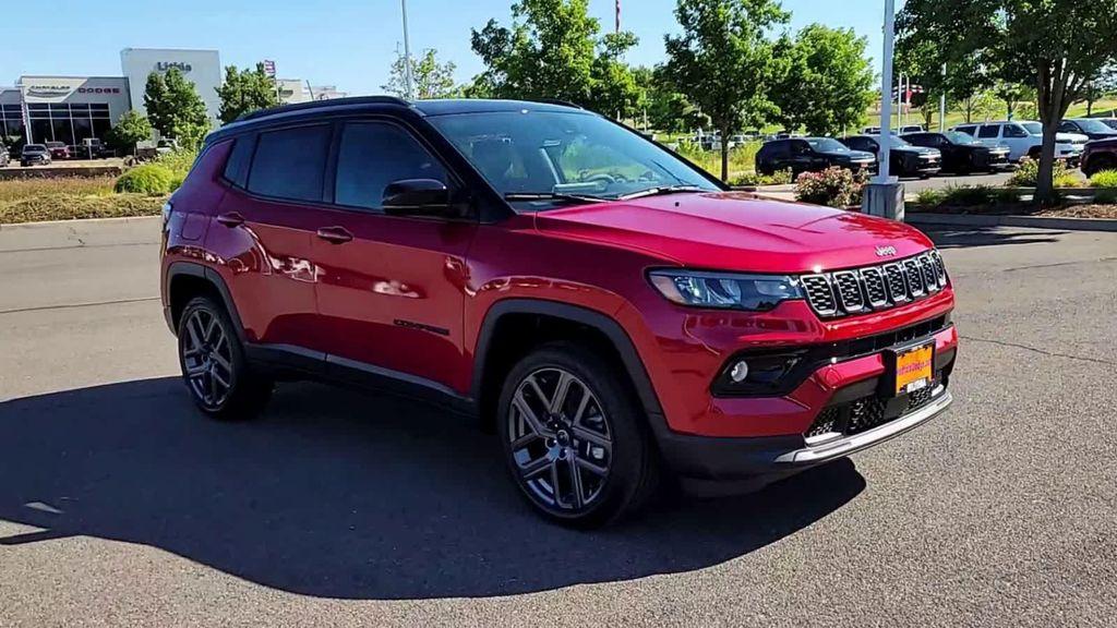 new 2025 Jeep Compass car, priced at $33,999