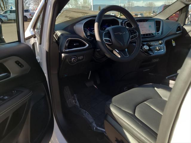 new 2025 Chrysler Pacifica car, priced at $37,999