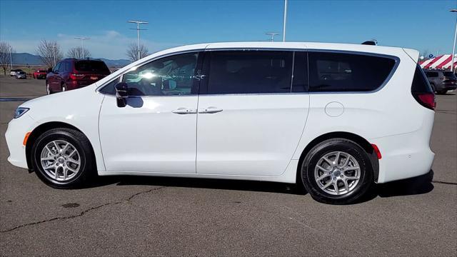 new 2025 Chrysler Pacifica car, priced at $37,999