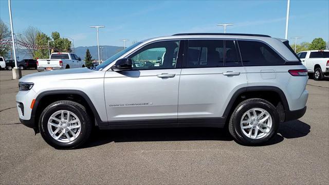 new 2025 Jeep Grand Cherokee car, priced at $35,999
