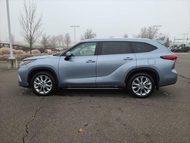 used 2023 Toyota Highlander Hybrid car, priced at $47,998