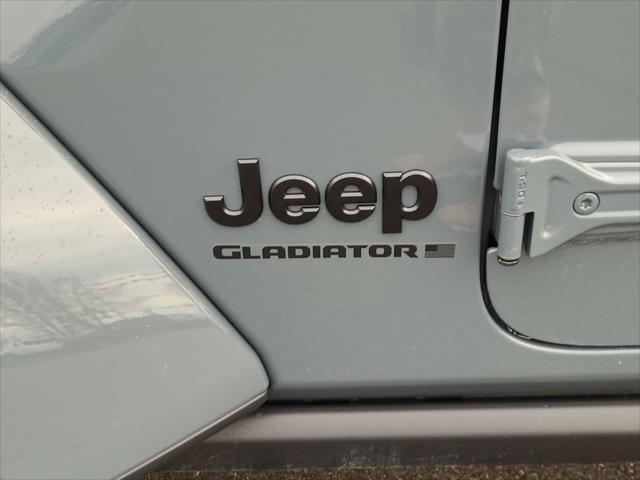 new 2025 Jeep Gladiator car, priced at $41,189