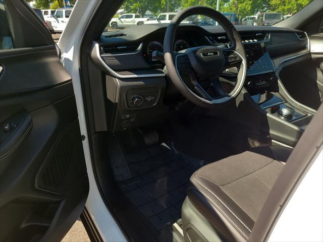 new 2025 Jeep Grand Cherokee L car, priced at $45,617