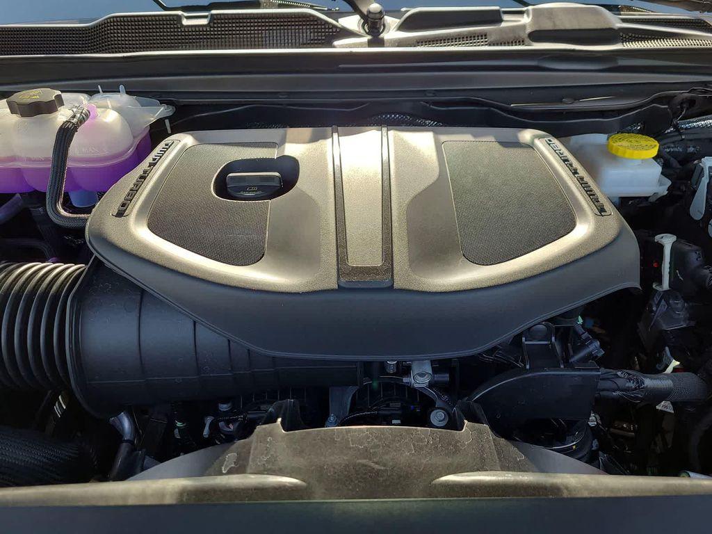 new 2025 Ram 1500 car, priced at $62,999