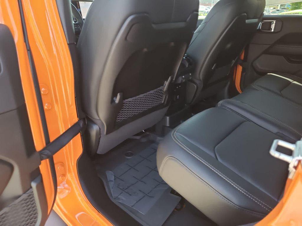 new 2025 Jeep Wrangler car, priced at $106,880