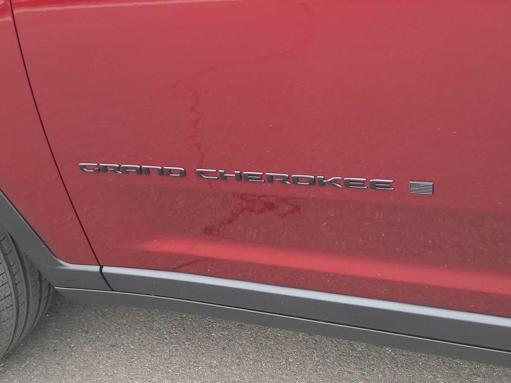 new 2025 Jeep Grand Cherokee L car, priced at $49,999