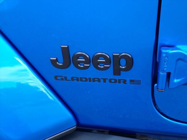 new 2025 Jeep Gladiator car, priced at $45,999