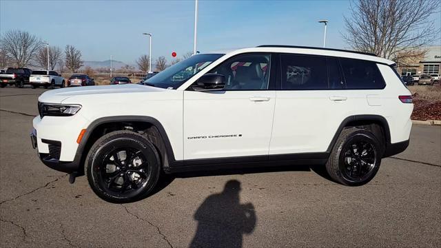 new 2025 Jeep Grand Cherokee L car, priced at $50,000