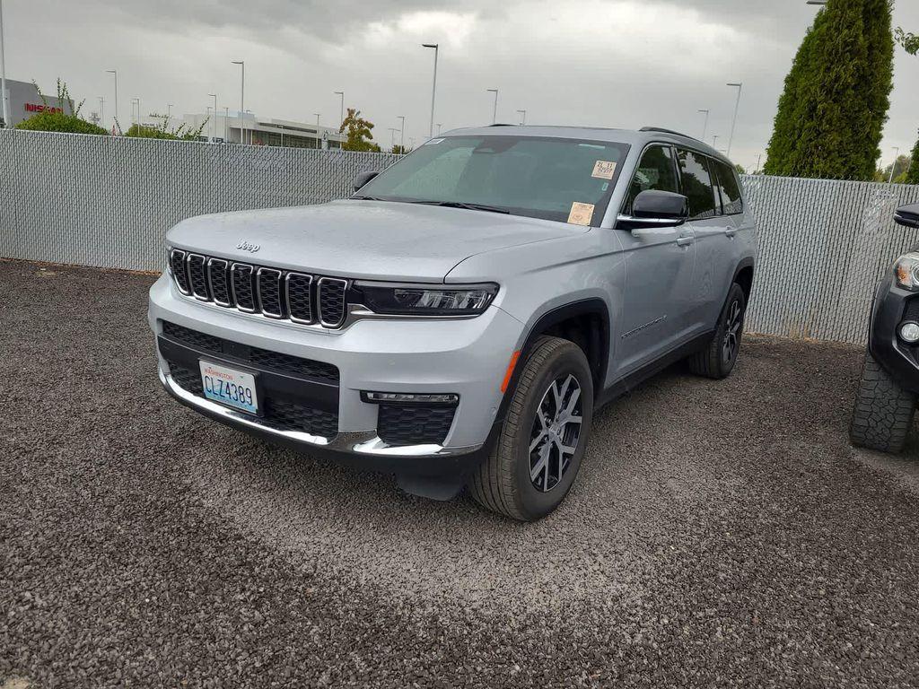 used 2024 Jeep Grand Cherokee L car, priced at $38,998