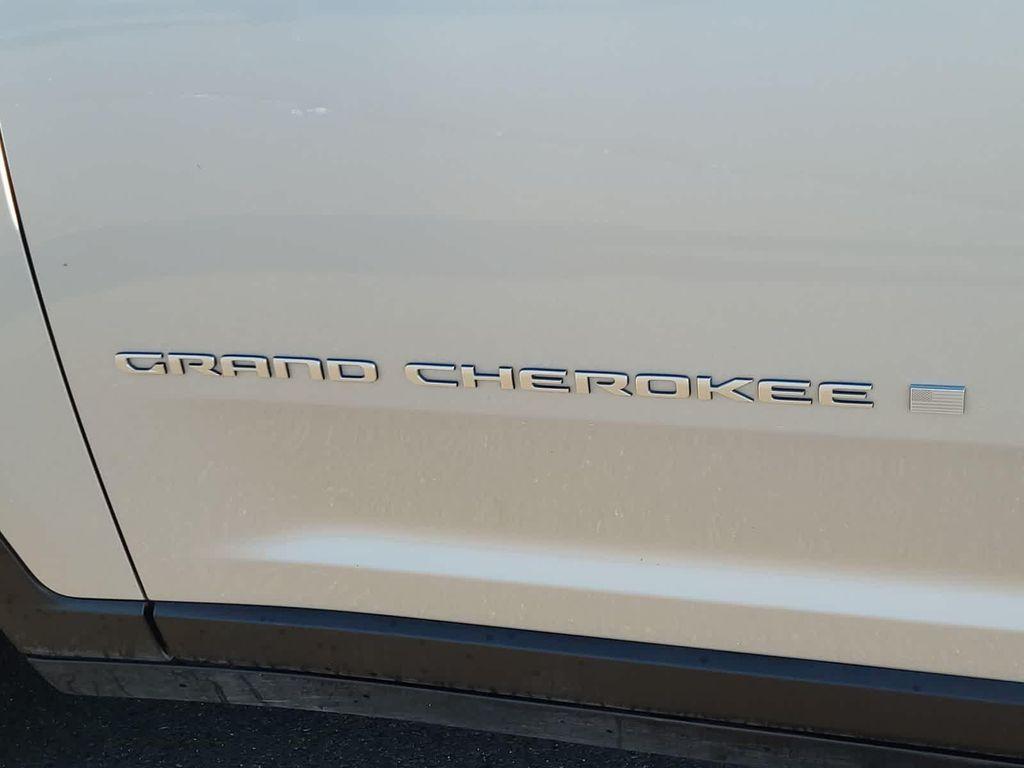 used 2024 Jeep Grand Cherokee L car, priced at $35,798