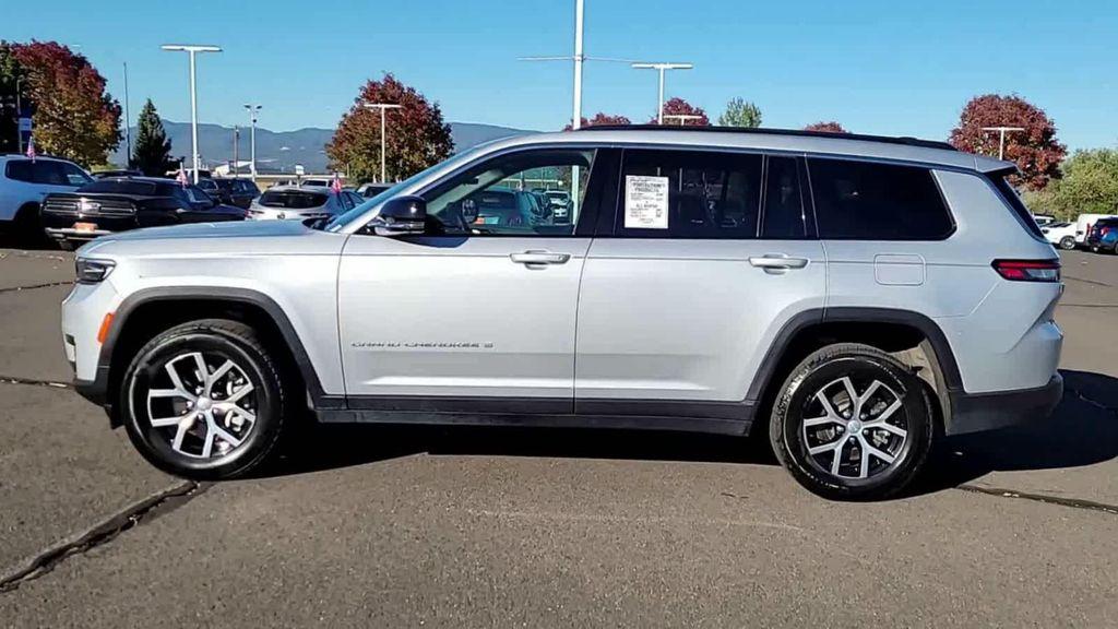 used 2024 Jeep Grand Cherokee L car, priced at $35,798