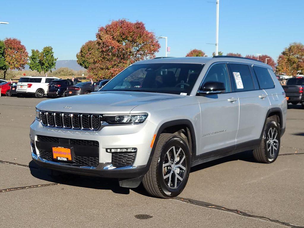 used 2024 Jeep Grand Cherokee L car, priced at $38,998