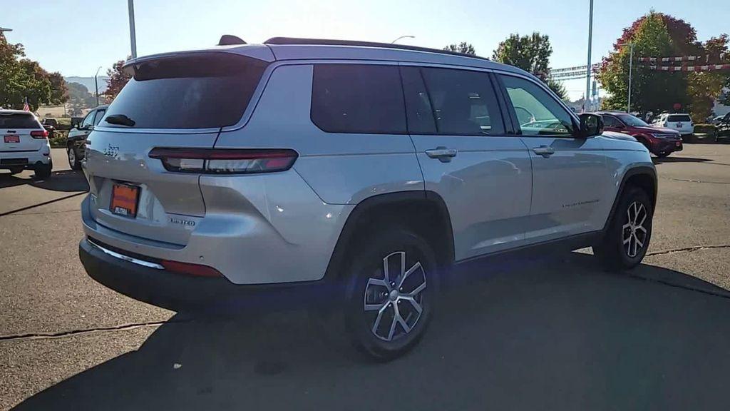 used 2024 Jeep Grand Cherokee L car, priced at $35,798