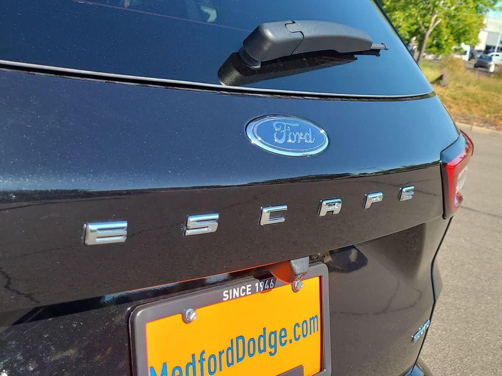 used 2023 Ford Escape car, priced at $29,498