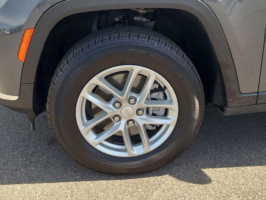 used 2023 Jeep Grand Cherokee L car, priced at $35,998