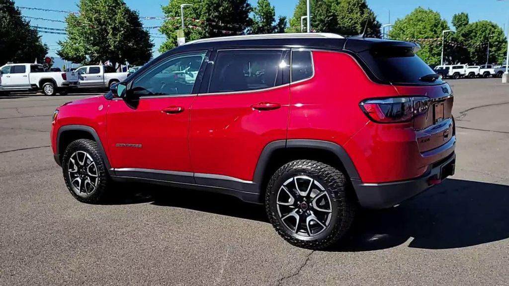 new 2025 Jeep Compass car, priced at $35,999