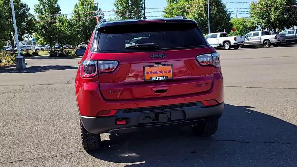 new 2025 Jeep Compass car, priced at $35,999