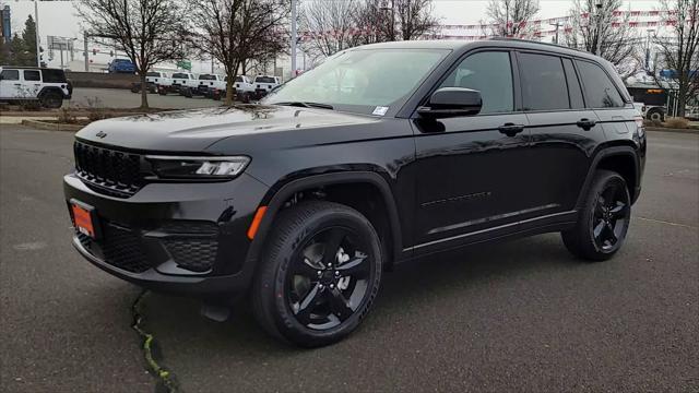 new 2025 Jeep Grand Cherokee car, priced at $40,999