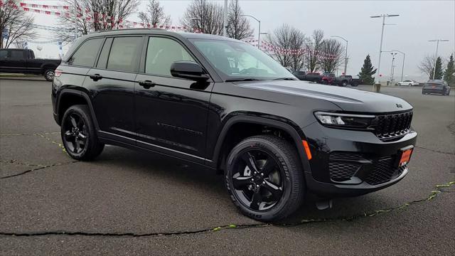 new 2025 Jeep Grand Cherokee car, priced at $40,999