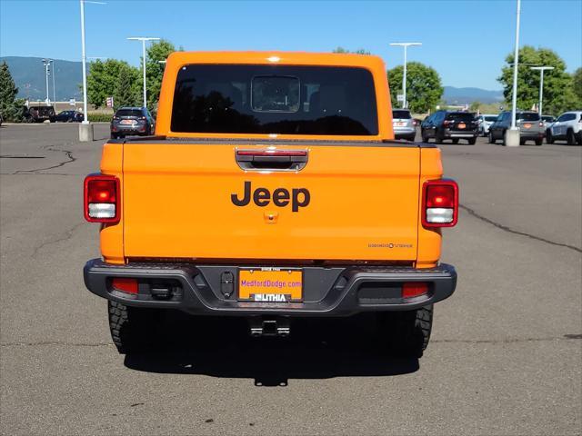 new 2025 Jeep Gladiator car, priced at $51,052