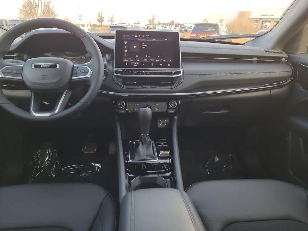 new 2026 Jeep Compass car, priced at $31,985