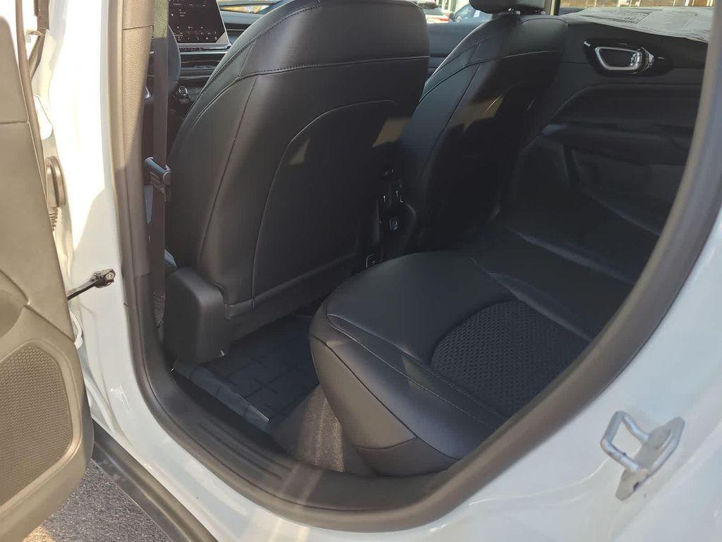 new 2026 Jeep Compass car, priced at $31,985