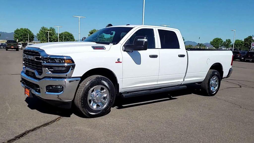new 2025 Ram 3500 car, priced at $59,999