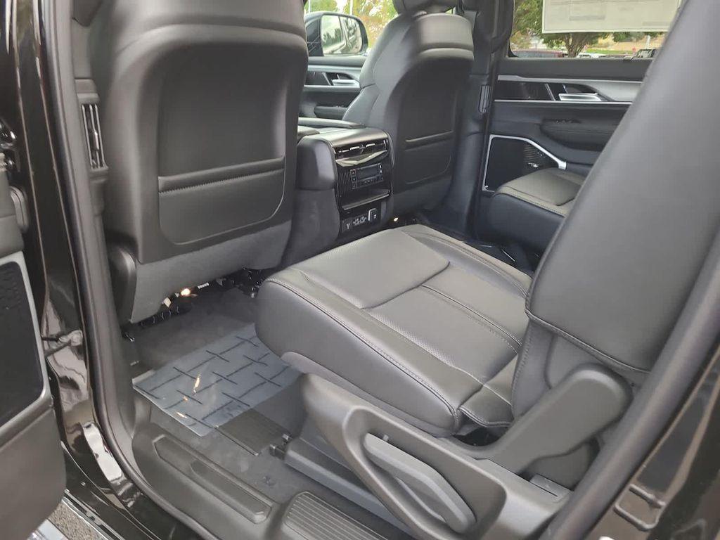 new 2025 Jeep Wagoneer car, priced at $70,999