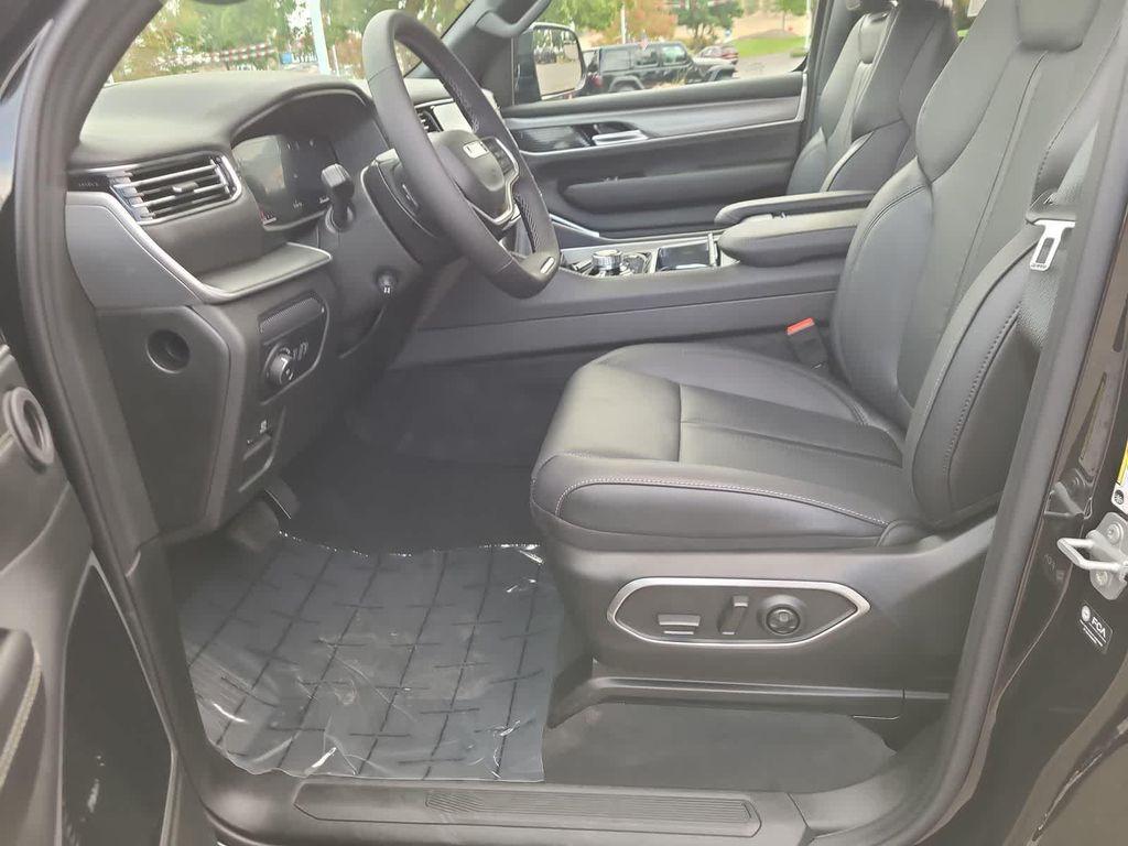 new 2025 Jeep Wagoneer car, priced at $70,999