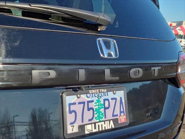 used 2025 Honda Pilot car, priced at $48,998