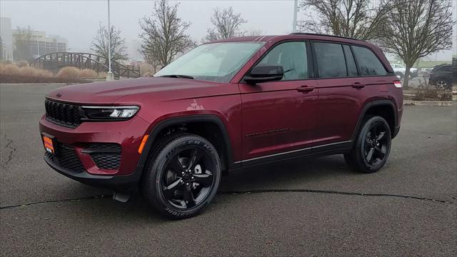 new 2025 Jeep Grand Cherokee car, priced at $39,999