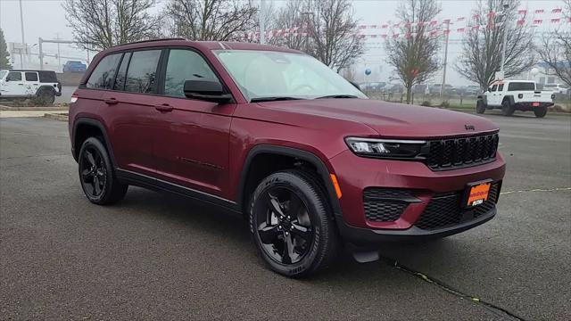 new 2025 Jeep Grand Cherokee car, priced at $39,999