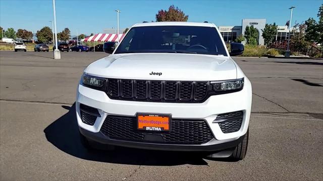 new 2024 Jeep Grand Cherokee car, priced at $49,575