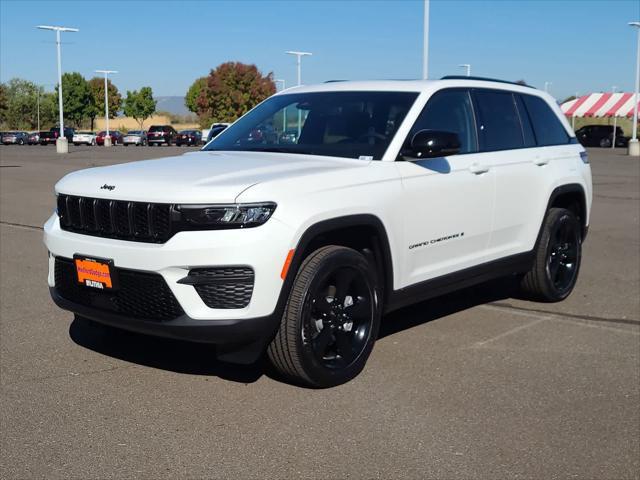 new 2024 Jeep Grand Cherokee car, priced at $49,575