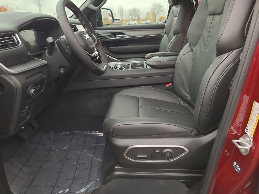 new 2025 Jeep Wagoneer car, priced at $60,999