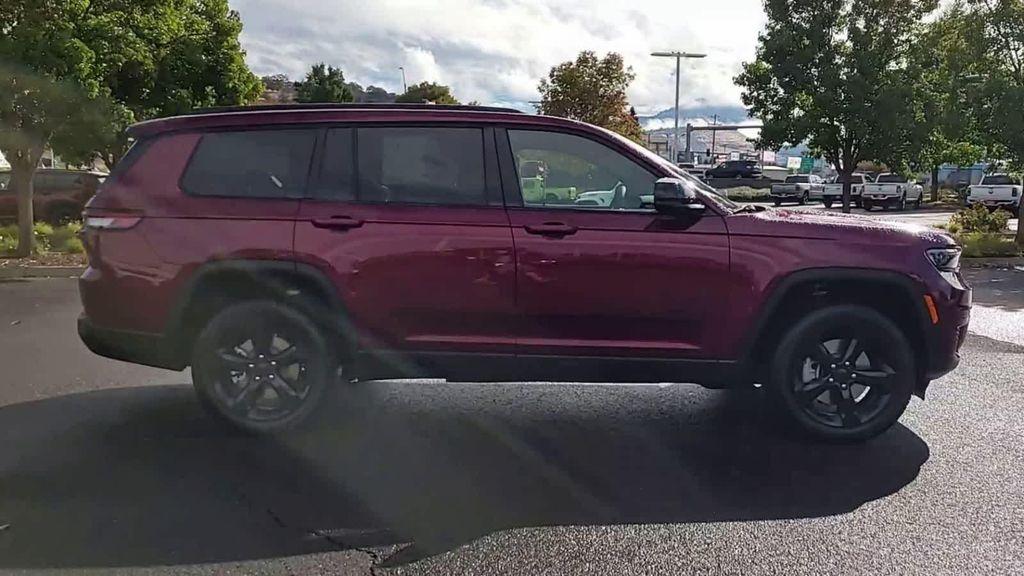 new 2025 Jeep Grand Cherokee L car, priced at $42,999