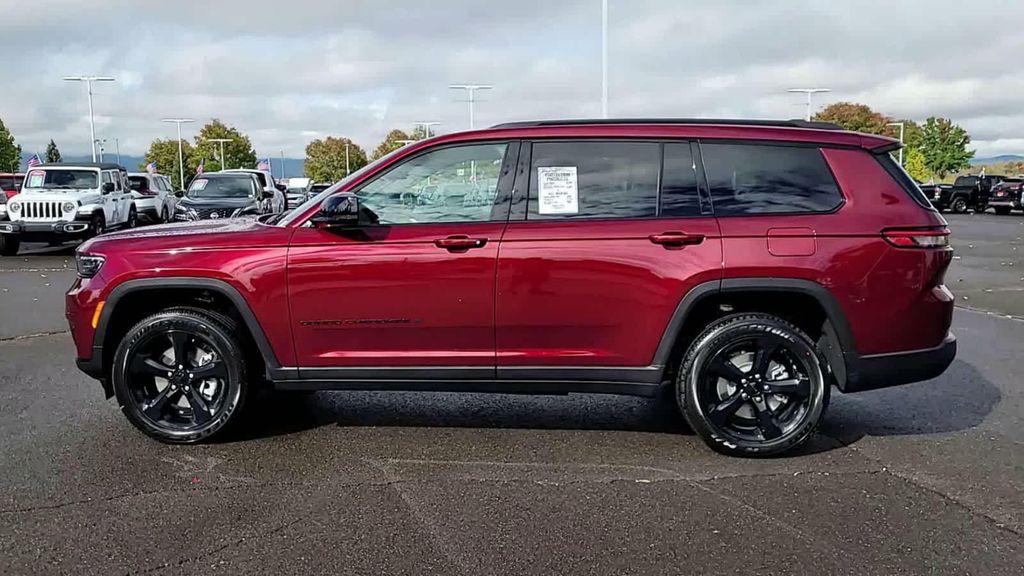 new 2025 Jeep Grand Cherokee L car, priced at $42,999