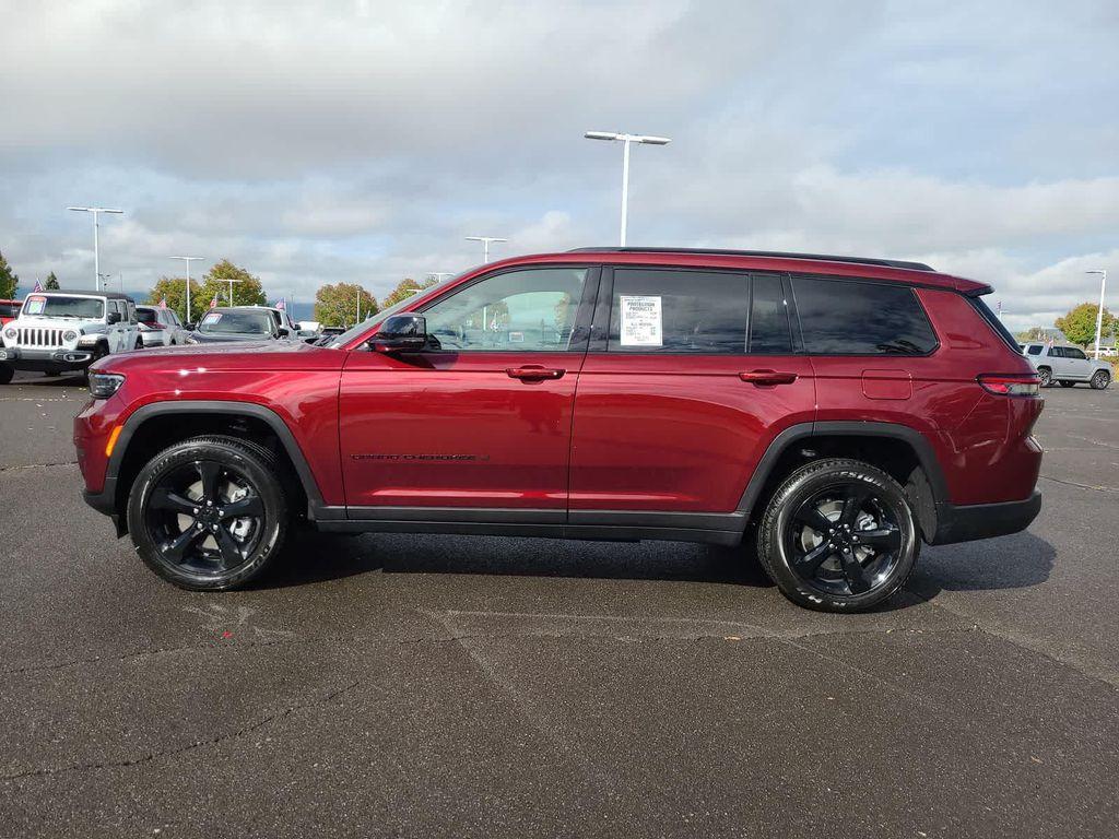 new 2025 Jeep Grand Cherokee L car, priced at $42,999