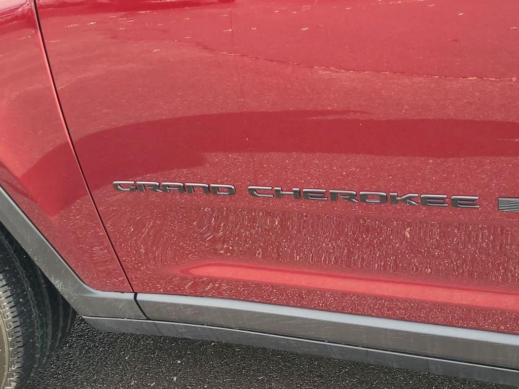 new 2025 Jeep Grand Cherokee L car, priced at $42,999