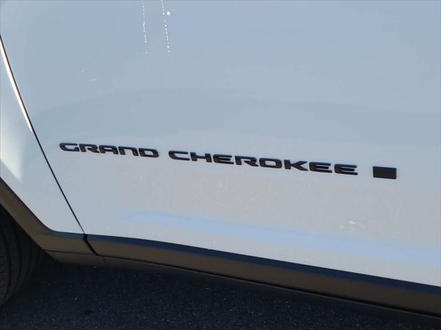 new 2024 Jeep Grand Cherokee car, priced at $49,575