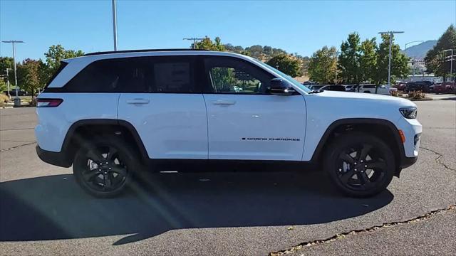 new 2024 Jeep Grand Cherokee car, priced at $49,575