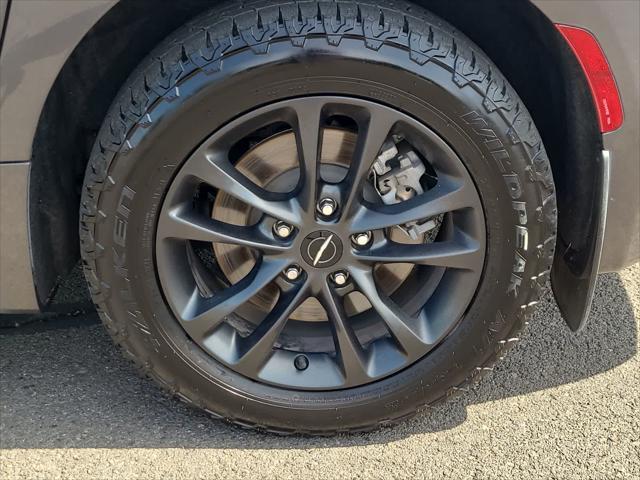 used 2020 Chrysler Pacifica car, priced at $28,998
