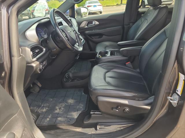 used 2020 Chrysler Pacifica car, priced at $28,998