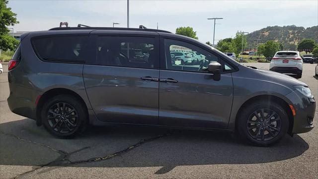 used 2020 Chrysler Pacifica car, priced at $28,998