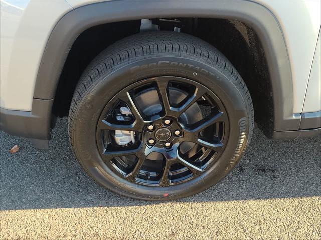 new 2025 Jeep Compass car, priced at $25,999