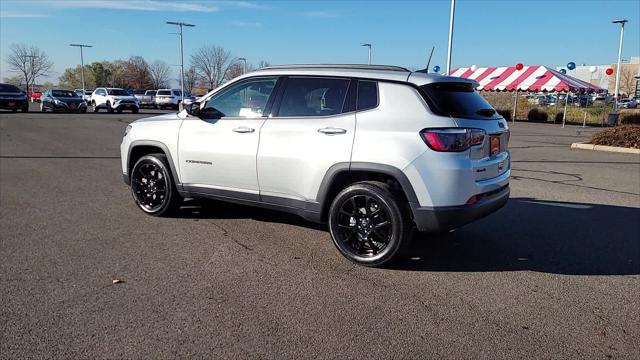 new 2025 Jeep Compass car, priced at $25,999