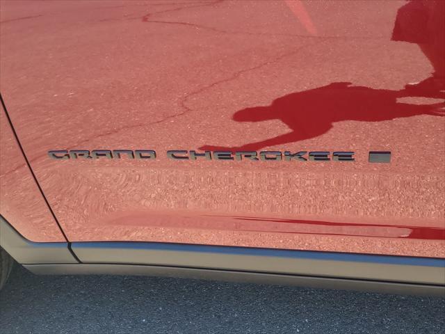 new 2025 Jeep Grand Cherokee L car, priced at $46,212