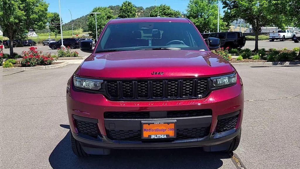 new 2025 Jeep Grand Cherokee L car, priced at $41,999
