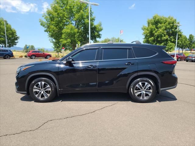 used 2020 Toyota Highlander car, priced at $34,998